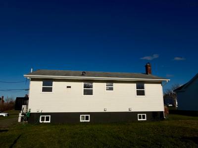 733 Sharpes Lane — photo 3