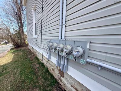218 Fraser Street — photo 3