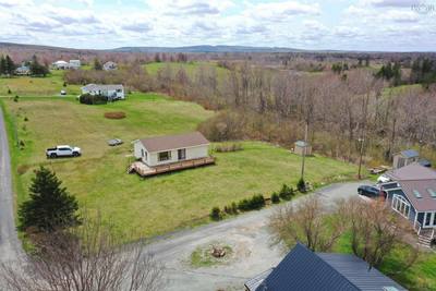 105 Murdocks Lane — photo 3