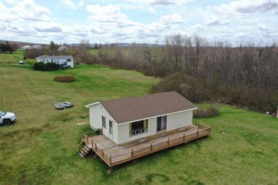 105 Murdocks Lane — photo 4