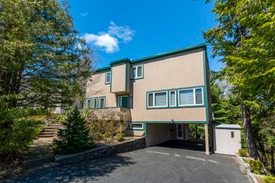 69 Bayview Road — photo 2