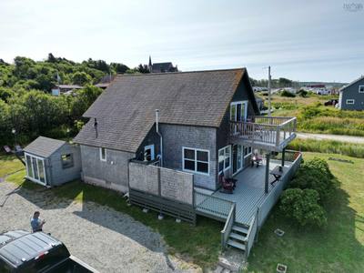 1 Bayberry Road — photo 2