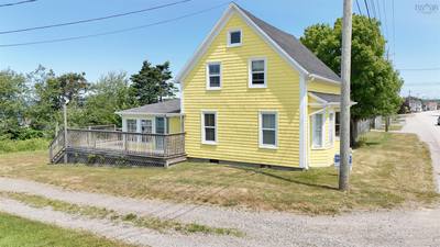 8137 Highway 1 — photo 4