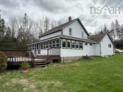 207 Bennetts Bay Road — photo 2