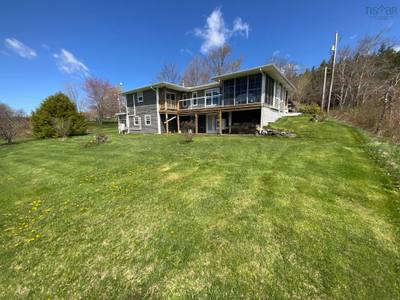444 North Riverside Road — photo 3