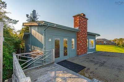845 Lakeside Road — photo 4