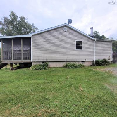 432 Stewart Road — photo 3