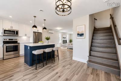 582B Herring Cove Road — photo 3
