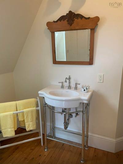 2629 Crowell Road — photo 5