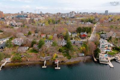 1129 Rockcliffe Street — photo 4