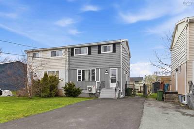 33 Huntingdon Drive — photo 2