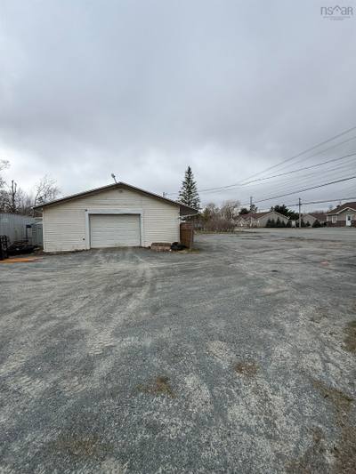 1323 Highway 2 — photo 4