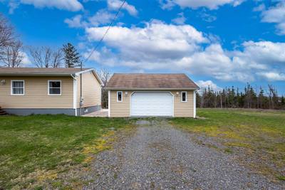 23 Landry Crescent — photo 3
