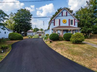 35 King Street — photo 2