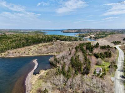 499 Corbetts Cove Rd. — photo 4