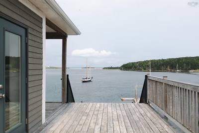 216 Hebb Point Road — photo 8