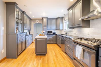 1242 George Street — photo 4
