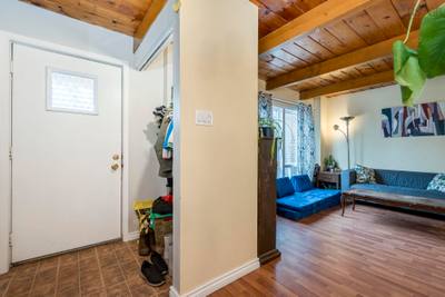 541 Arklow Drive — photo 2