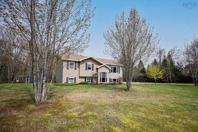 1223 Southampton Road — photo 3