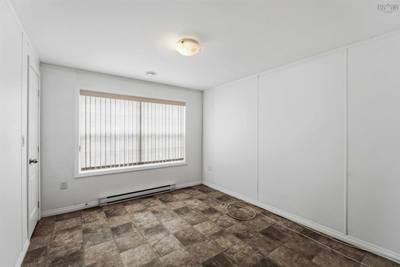 63 Douglas Avenue — photo 5