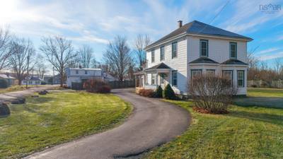 6 Hamilton Avenue — photo 2