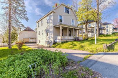 99 Dufferin Street — photo 3