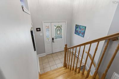 60 Emma Court — photo 3