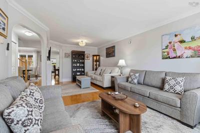 60 Emma Court — photo 4