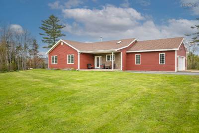 3548 Gairloch Road — photo 3