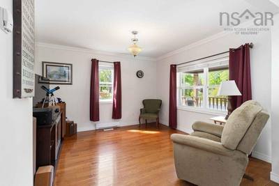 57 St Phillips Street — photo 2