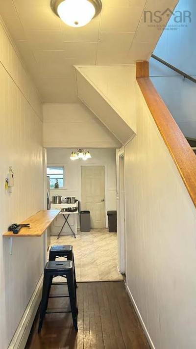80 Swan Street — photo 2