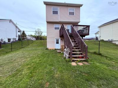 431 Young Street — photo 5