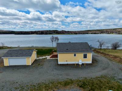 153 Burkes Rd. — photo 5