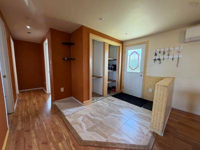 101 Scrivens Road — photo 7