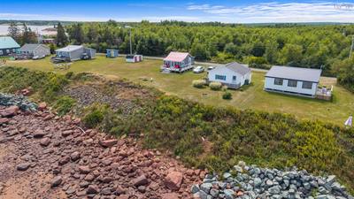 130 Beach Road — photo 3