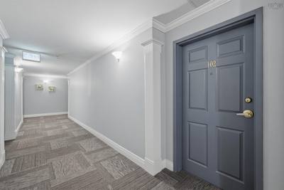 512 Parkland Drive #102 — photo 2