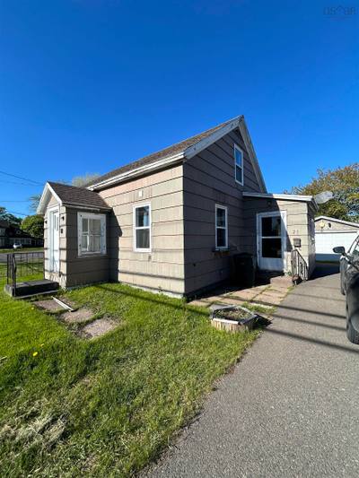 24 South Albion Street — photo 3