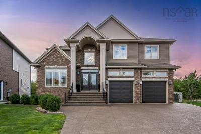 82 Sedgewick Place — photo 2