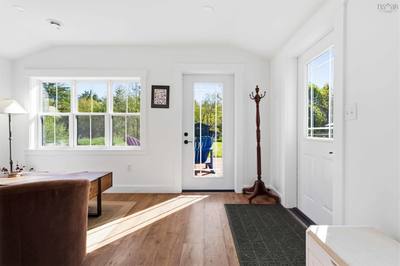 105 Medway River Road — photo 5