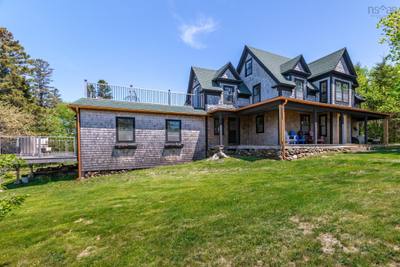 62 Hampton Wharf Road — photo 2