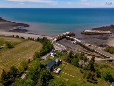 62 Hampton Wharf Road — photo 4