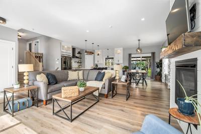 723 Mccabe Lake Drive — photo 5