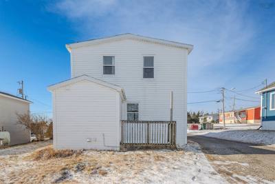 52 Pepperell Street — photo 4