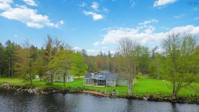 244 East Lake Road — photo 3