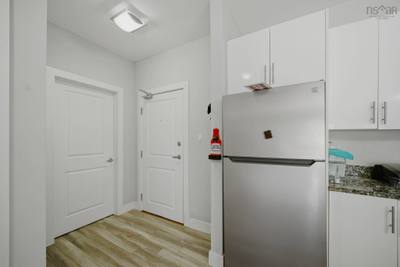 119 Walker Avenue #404 — photo 3
