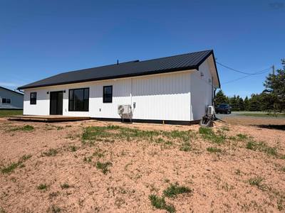 1882 Fox Harbour Road — photo 4