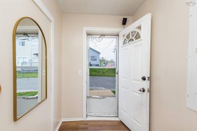 14 Catherine Street — photo 8