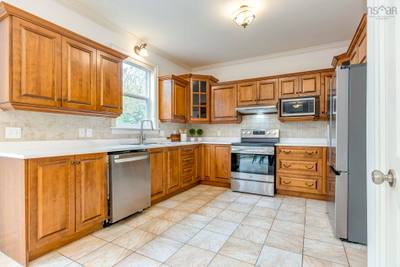 15 Kingsbury Way — photo 7