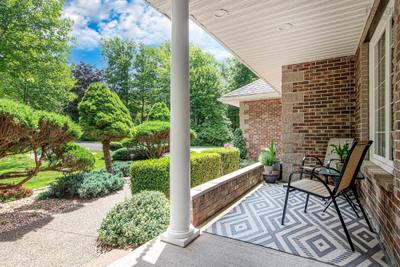 182 Thompson Run — photo 4