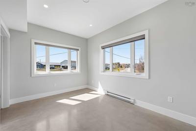 1200 Parkway Drive — photo 6